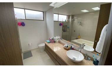 Hermosa casa en San Simón !!!
