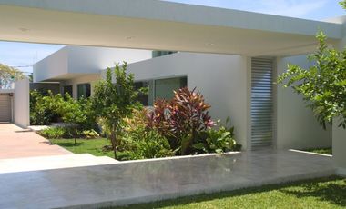 Residencia en venta en Cholul Yucatán