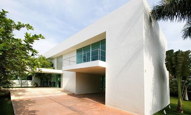 Residencia en venta en Cholul Yucatán