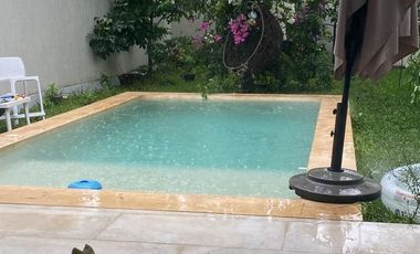 Venta de casa en privada Zelena Conkal, con una habitación en planta baja