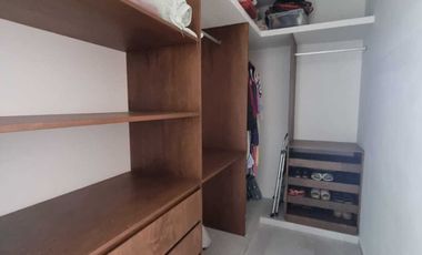 Venta de casa en privada Zelena Conkal, con una habitación en planta baja