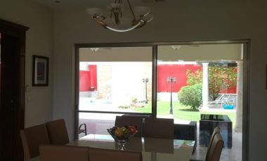 Venta de hermosa residencia de una planta en Zona Norte, Montecristo