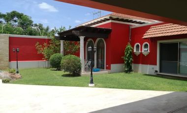 Venta de hermosa residencia de una planta en Zona Norte, Montecristo