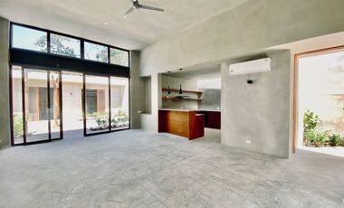 Venta de casa cerca de la plancha Mérida