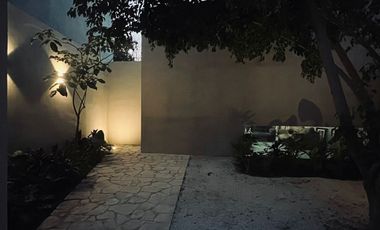 Venta de casa cerca de la plancha Mérida