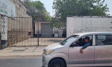 Venta de bodega en el Centro de Mérida, calle 60