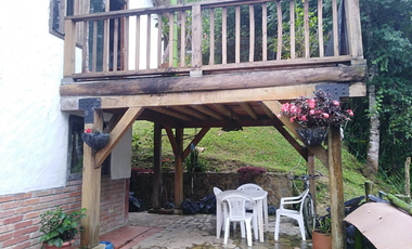 Venta Finca en la vía Córdoba a Pijao Quindío. Colombia COD: 8520185