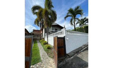finca en venta en San Jeronimo con piscina y jacuzzi privado