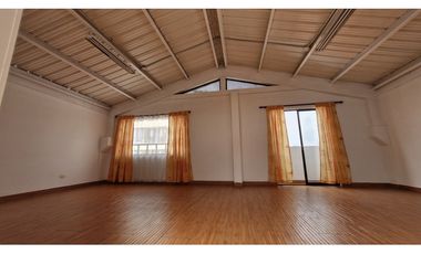 VENTA SUPER CASA CHA SECTOR  CENTRO HISTÓRICO VILLA OLMPICA