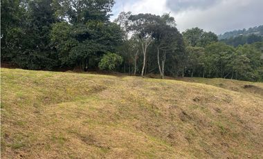 Vendo Lote sector Charcoazul Envigado,11464 mts uso para parcelación
