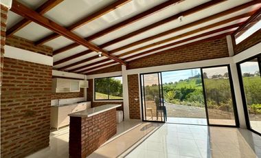 Casa campestre nueva en venta permuta - Condominio La Buitrera Palmira