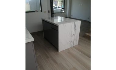 Hermosa casa en venta Chía !!!