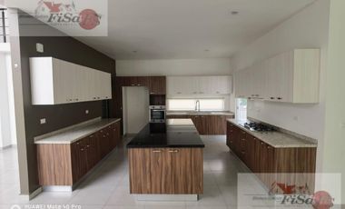 CASA EN RENTA- SAN GIL