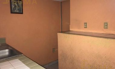 Renta de Edificio Comercial en Col. Guadalupe, Tampico Tamaulipas.