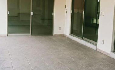 CASA EN VENTA EN JIUTEPEC, EN UN NIVEL DENTRO DE PRIVADA, CON 5 HABITACIONES, JARDÍN Y ALBERCA