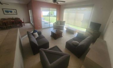 CASA EN VENTA EN JIUTEPEC, EN UN NIVEL DENTRO DE PRIVADA, CON 5 HABITACIONES, JARDÍN Y ALBERCA