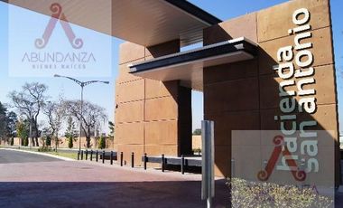 CASA DE UN SOLO PISO VENTA METEPEC PRIVADA