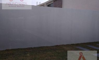 CASA DE UN SOLO PISO VENTA METEPEC PRIVADA