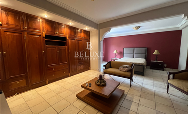 VENDO CASA REMODELADA EN ALBROOK (7)