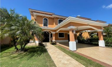 VENTA DE CASA EN CLAYTON - PH CLAYTON VILLAGE