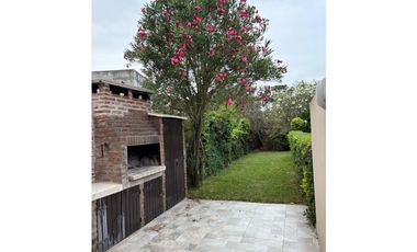 VENTA TRIPLEX -GAS NATURAL- IMPECABLE!!