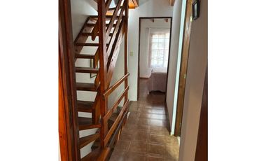 VENTA TRIPLEX -GAS NATURAL- IMPECABLE!!