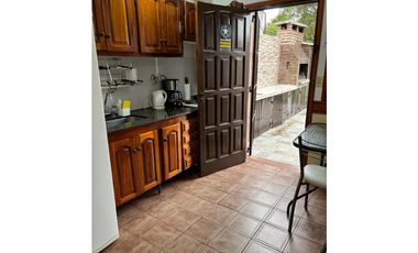 VENTA TRIPLEX -GAS NATURAL- IMPECABLE!!