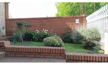 PERIBEBUY 5869 entre Pekín y Abdala