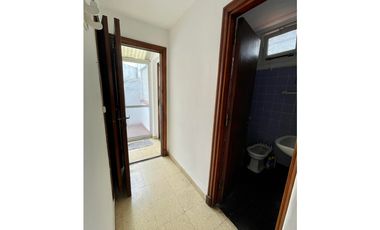 VENTA CHALET CON DEPARTAMENTO EN ESQUINA ZONA MACROCENTRO DIST