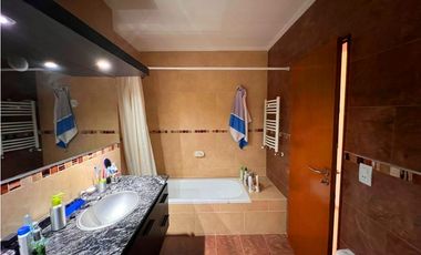 VENTA DE DEPARTAMENTO  EN CARLOS PAZ, 2 DORMITORIOS