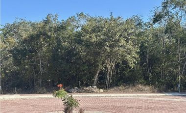 Terreno en cd. Maderas Península, Mérida Yucatán