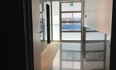 Renta de oficinas Bosques Enfrente del Pantalón