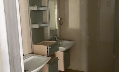 Renta de oficinas Bosques Enfrente del Pantalón