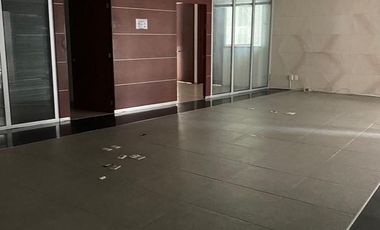 Renta de oficinas Bosques Enfrente del Pantalón