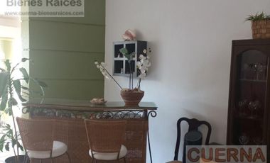 CASA EN VENTA ATRAS DE SUMIYA, ¡OPORTUNIDAD!, CON 3 HABITACIONES EN PLANTA BAJA, CANCHAS DE TENIS, ALBERCA Y VIGILANCIA