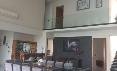 CASA EN VENTA Y RENTA  EN BURGOS BUGAMBILIA, 8 HABITACIONES