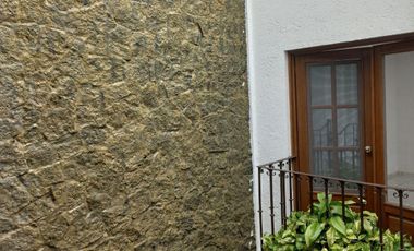 CASA EN VENTA EN BURGOS BUGAMBILIA CON ALBERCA CLIMATIZADA, HABITACIÓN EN PLANTA BAJA