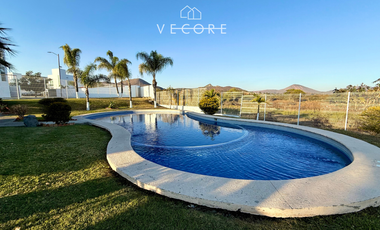 CASA CON ALBERCA EN CHAPALA, JALISCO