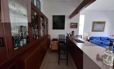 CASA EN VENTA A 10 MINUTOS DE CUERNAVACA, ATRAS DE SUMIYA, EN UN NIVEL, EN UNO DE LOS MEJORES CLIMAS DEL MUNDO