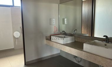 Oficina Venta DePoint Jurica Campestre 2,521,050 EnrGar R2