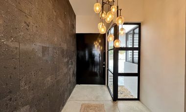 CASA EN VENTA EN PARQUE NATURA DE 4 HABITACIONES EQUIPADA Y AMUEBLADA