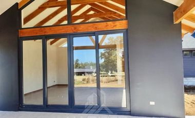 Casa en Venta en COD38530 ¡¡¡ HABITER 360 !!! Vende Acogedora Casa con Parcela en Pitrufquén.