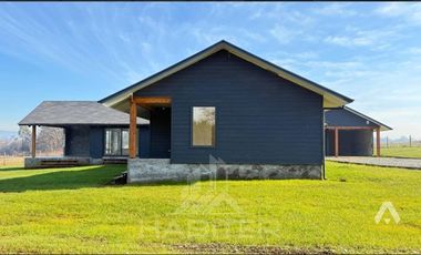 Parcela en Venta en COD38530 ¡¡¡ HABITER 360 !!! Vende Acogedora Casa con Parcela en Pitrufquén.