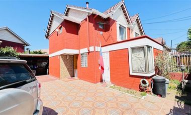 Casa en Venta en AV LAS TORRES, QUILICURA