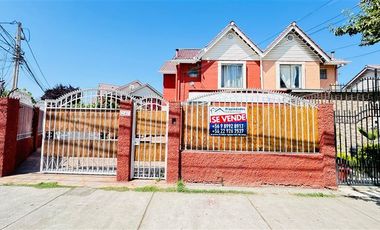 Casa en Venta en AV LAS TORRES, QUILICURA