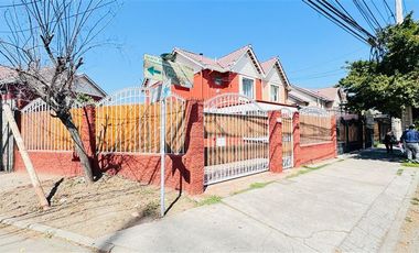 Casa en Venta en AV LAS TORRES, QUILICURA