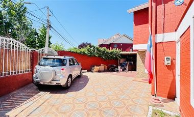 Casa en Venta en AV LAS TORRES, QUILICURA