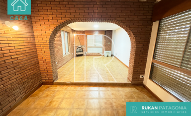 #VentaRUKAN | Casa de 6 Habitaciones | Calle ALVEAR | Barrio 26 DE JUNIO| Caleta Olivia.- (APTA CREDITO HIPOTECARIO)