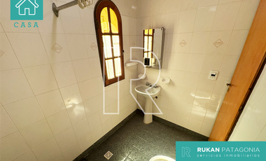 #VentaRUKAN | Casa de 6 Habitaciones | Calle ALVEAR | Barrio 26 DE JUNIO| Caleta Olivia.- (APTA CREDITO HIPOTECARIO)