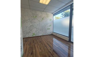 Local comercial en arriendo en LAS CONDES
